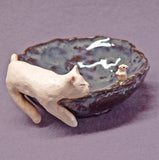 Handmade Ceramic Trinket Bowl with a Sleeping Cat and a Mouse, Rustic Style, Ceramic Cat, Ring Holder,Jewelry Holder